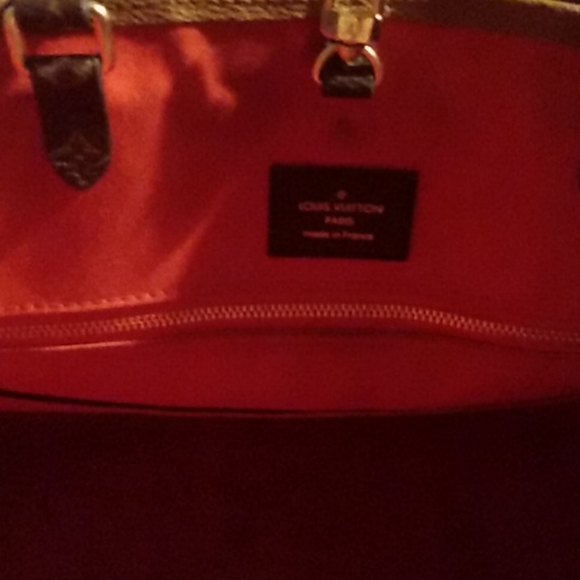 Louis Vuitton On The Go reverse label Tote - Picture 6 of 9